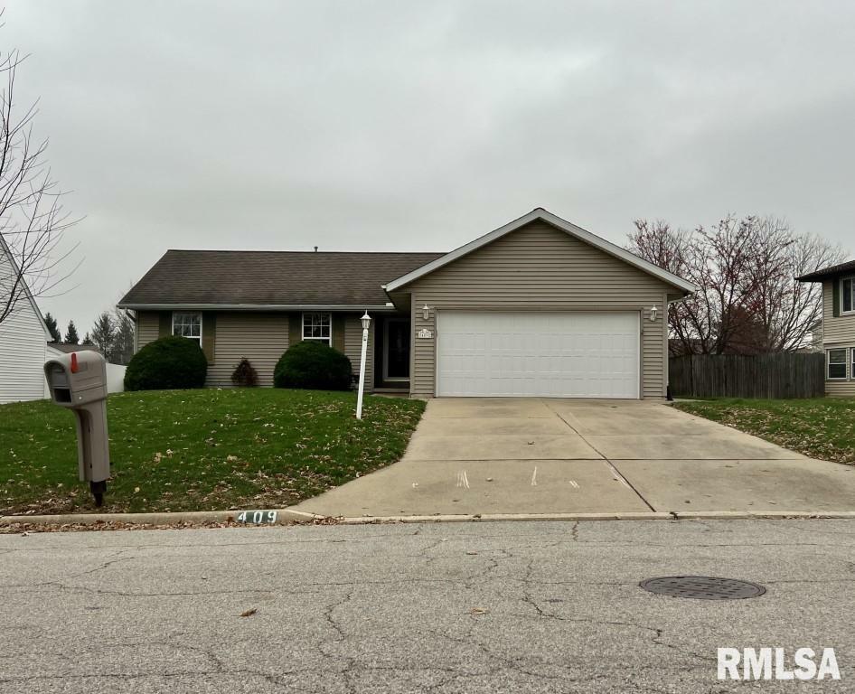 Property Photo:  409 High Oak Drive  IL 61611 