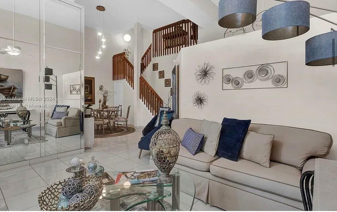 Property Photo: 671 SW 158th Way FL 33027