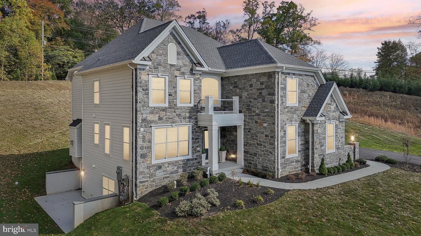 Property Photo: 206 Bellflower Lane PA 19073
