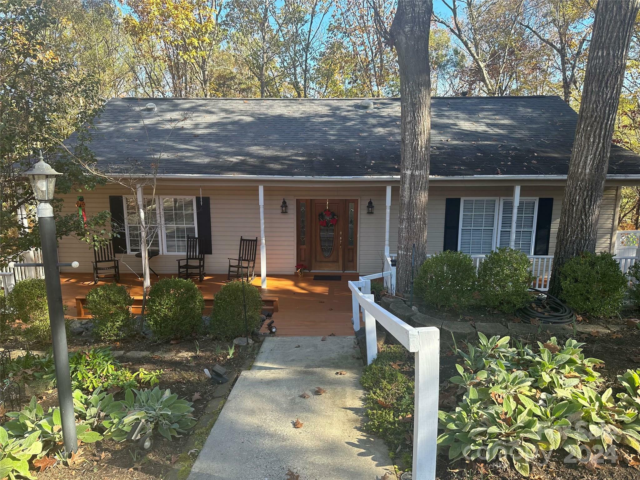 Property Photo:  25040 Timberlake Drive  SC 29708 