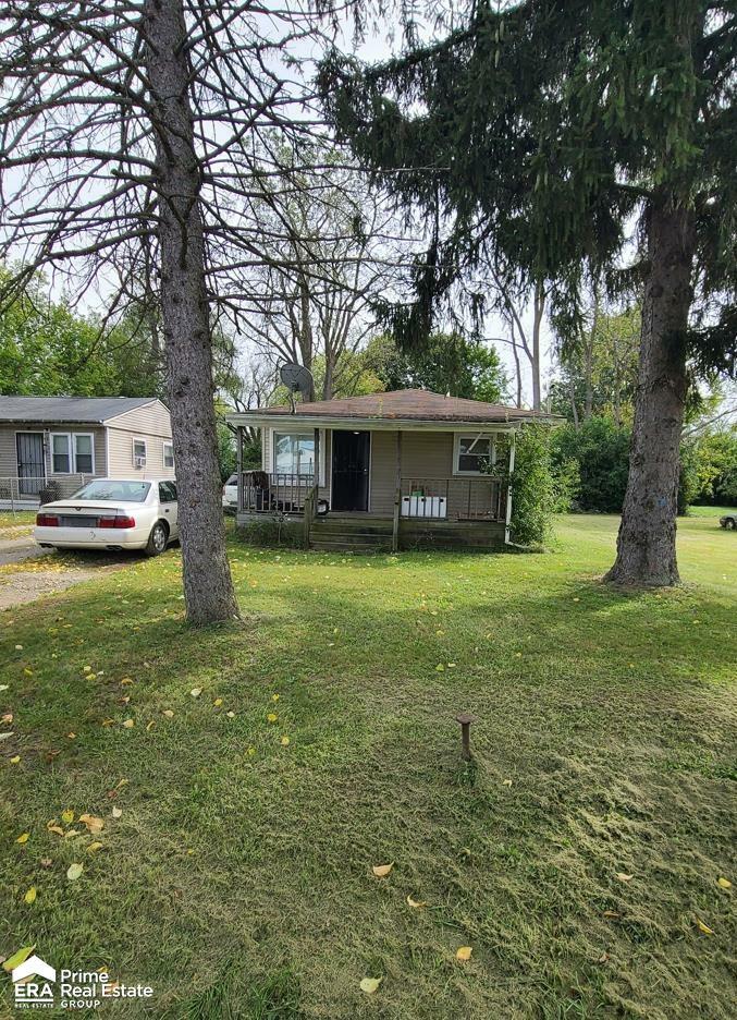 Property Photo:  1084 Dunkirk Avenue  MI 48458 