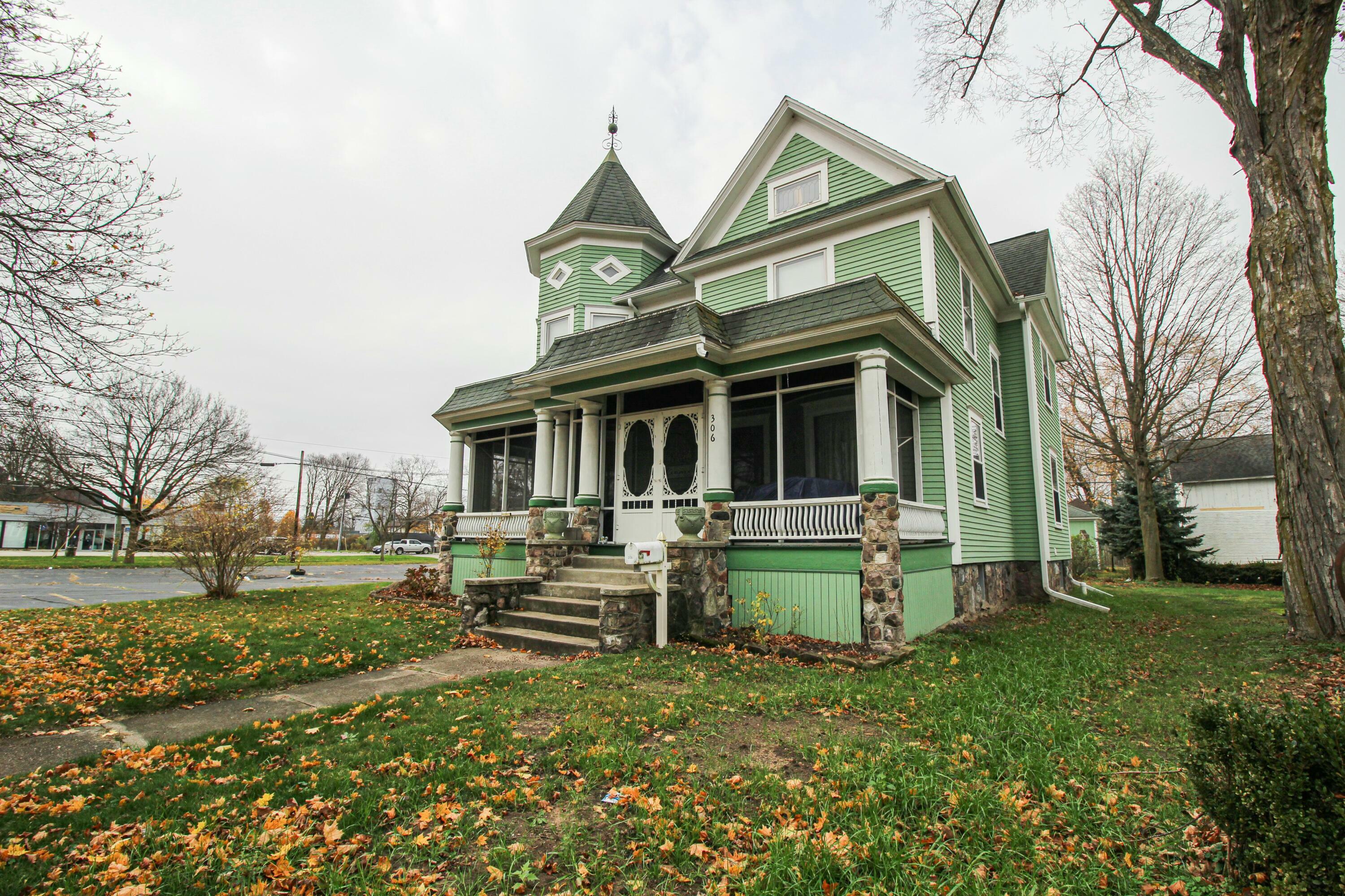 Property Photo:  306 N Main Street  MI 49093 