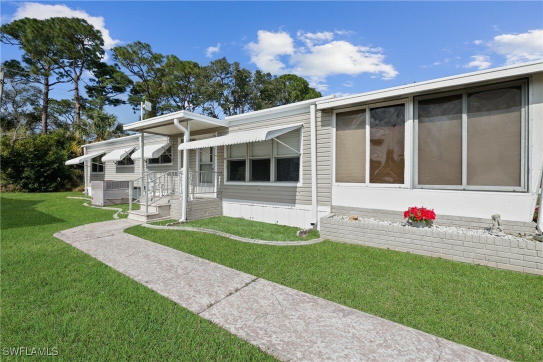 Property Photo:  349 Shrub Lane S  FL 33917 