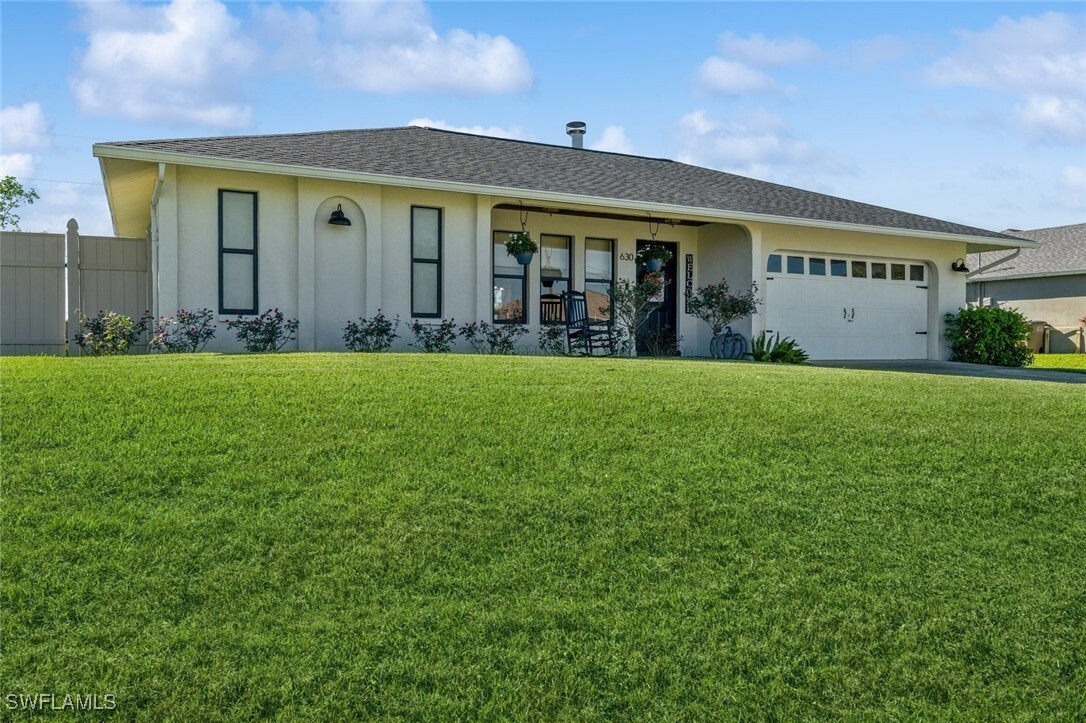 Property Photo:  630 SW 31st Street  FL 33914 