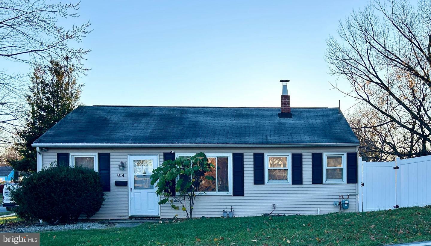 Property Photo:  814 Saint Johns Road  PA 17011 