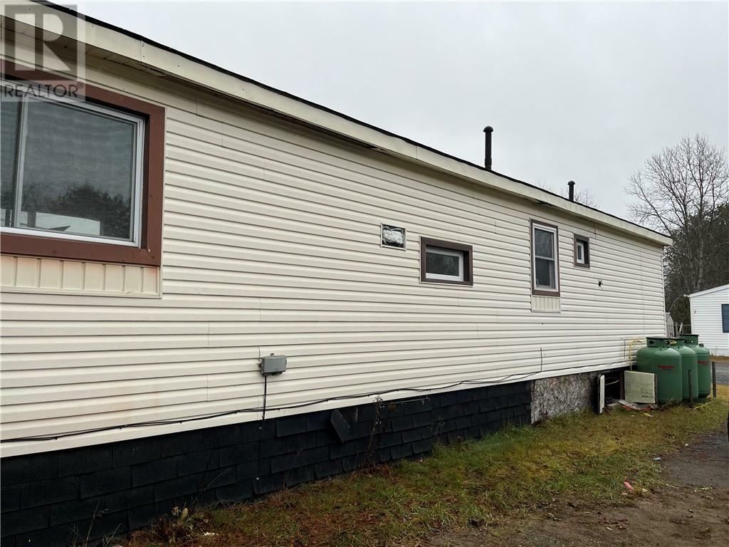 Photo de la propriété:  2125 Highway 55 W Unit# 10  ON P0M 2M0 