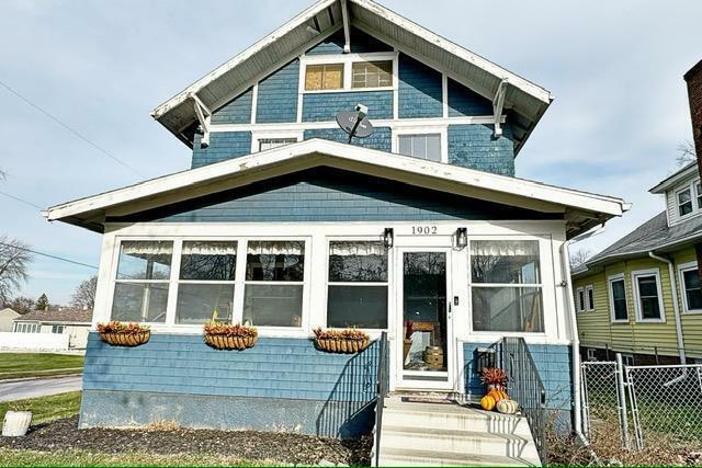 Property Photo: 1902 3rd Ave North IA 50501