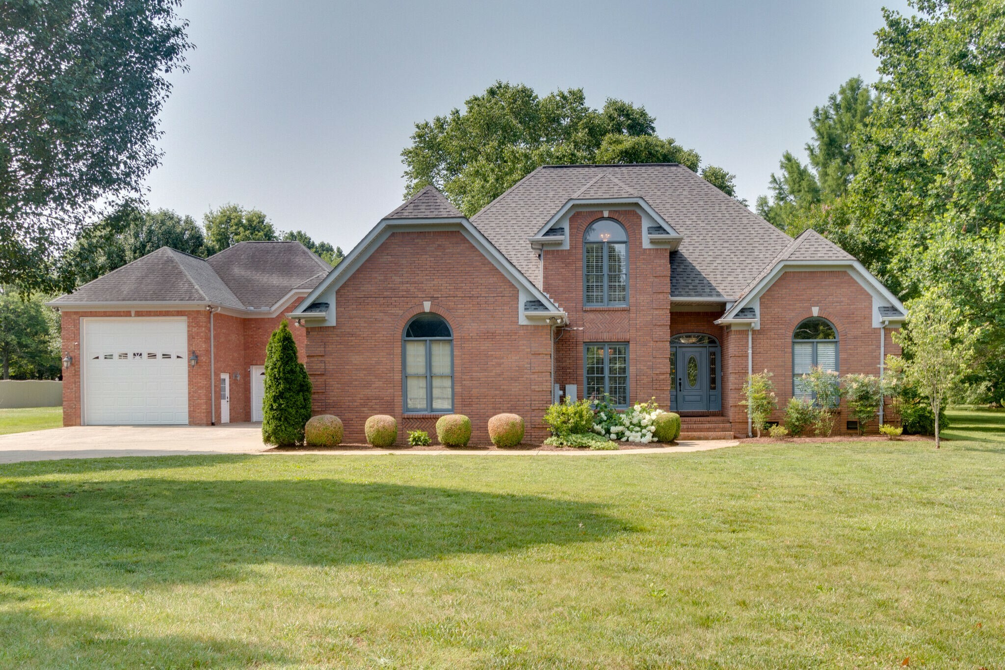 Property Photo: 1798 Irby Lane TN 37127