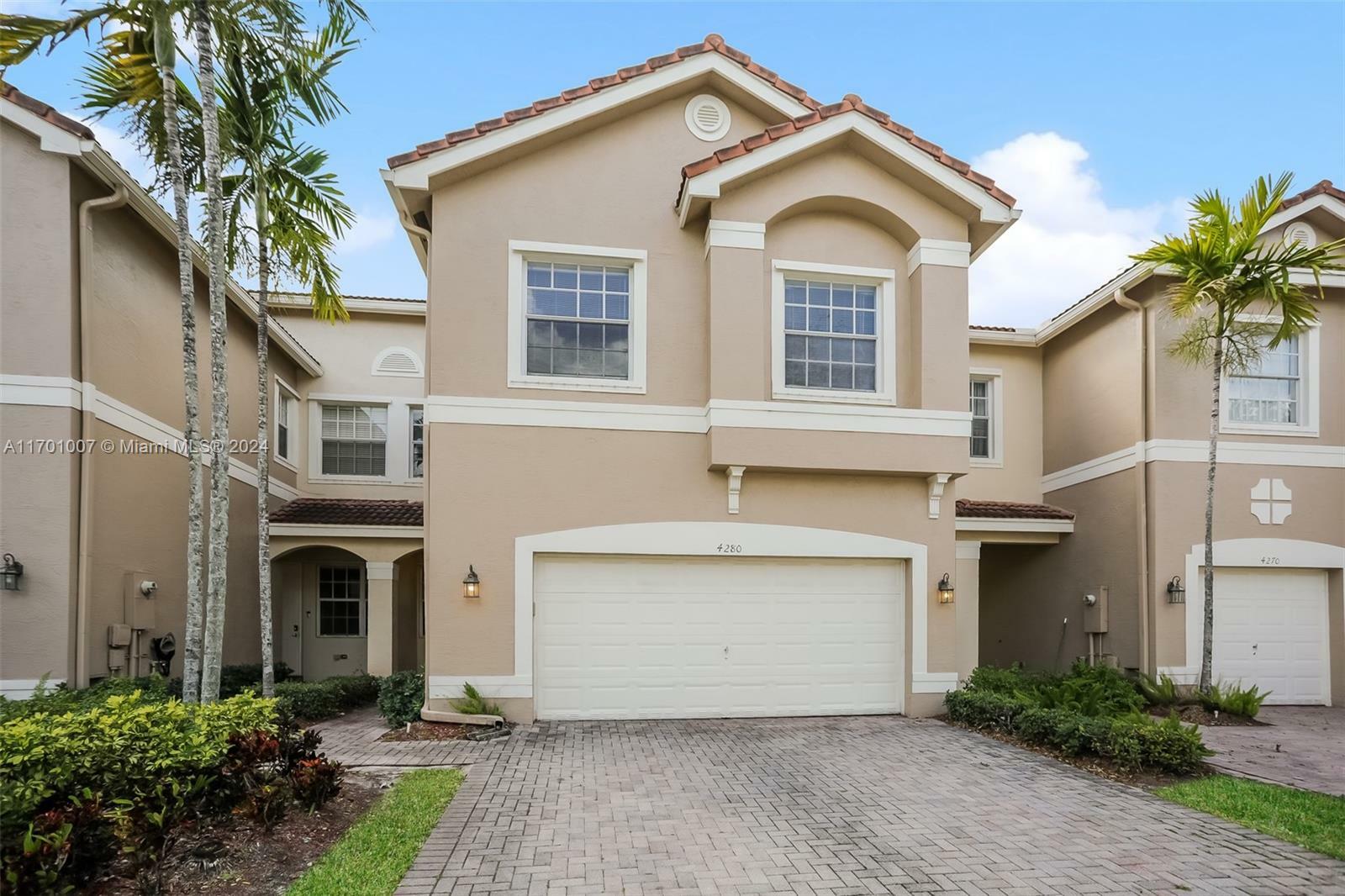 Property Photo:  4280 SW 125th Ln  FL 33027 