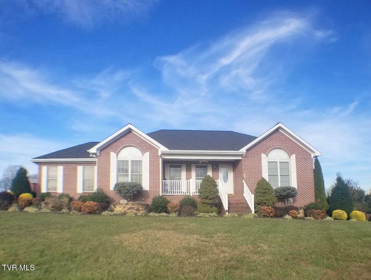 Property Photo:  102 East Ridgefield Court  TN 37745 