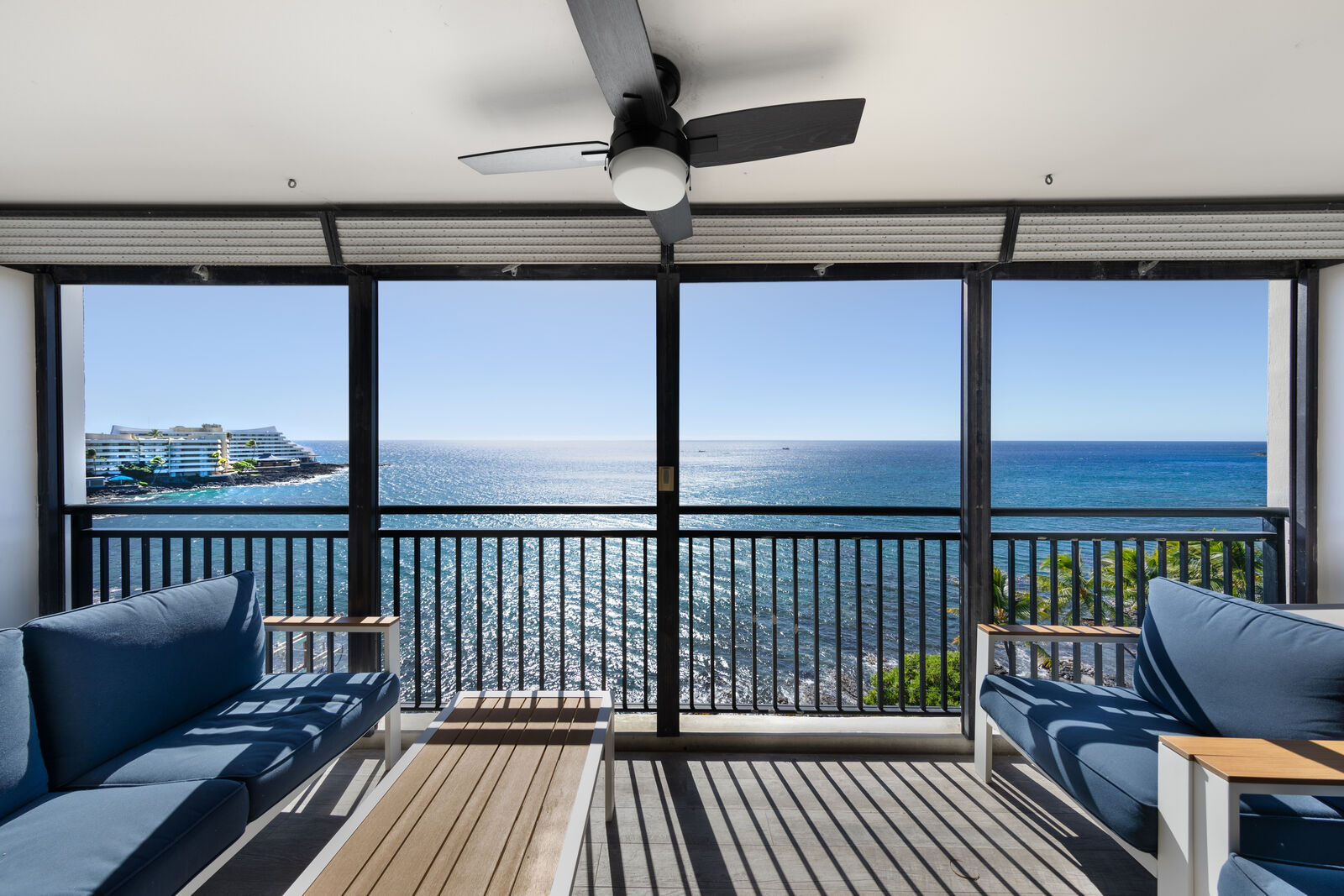 Property Photo: 75-5782 Kuakini Highway #Ph702 HI 96740