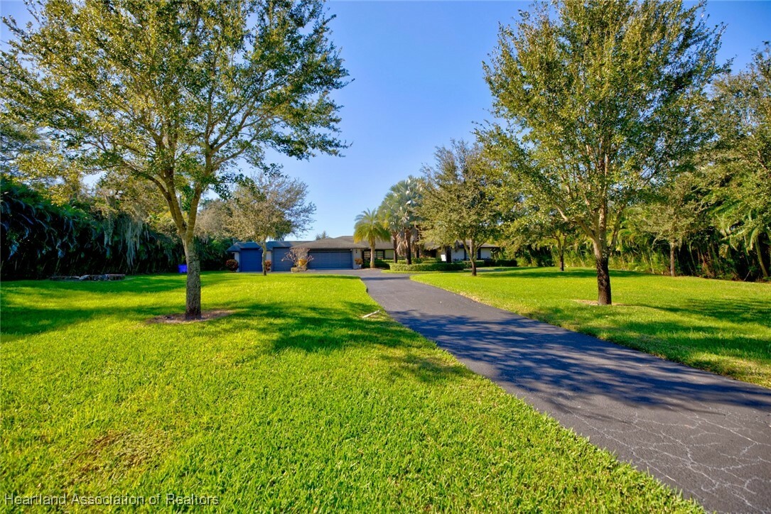 Property Photo:  573 Holmes Avenue  FL 33852 