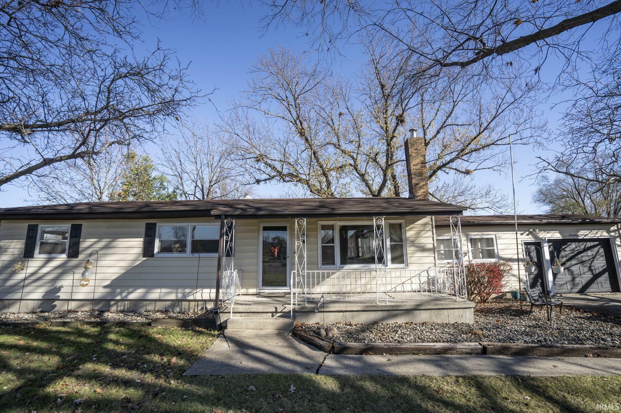 Property Photo:  1718 Reed Road  IN 46815-7306 