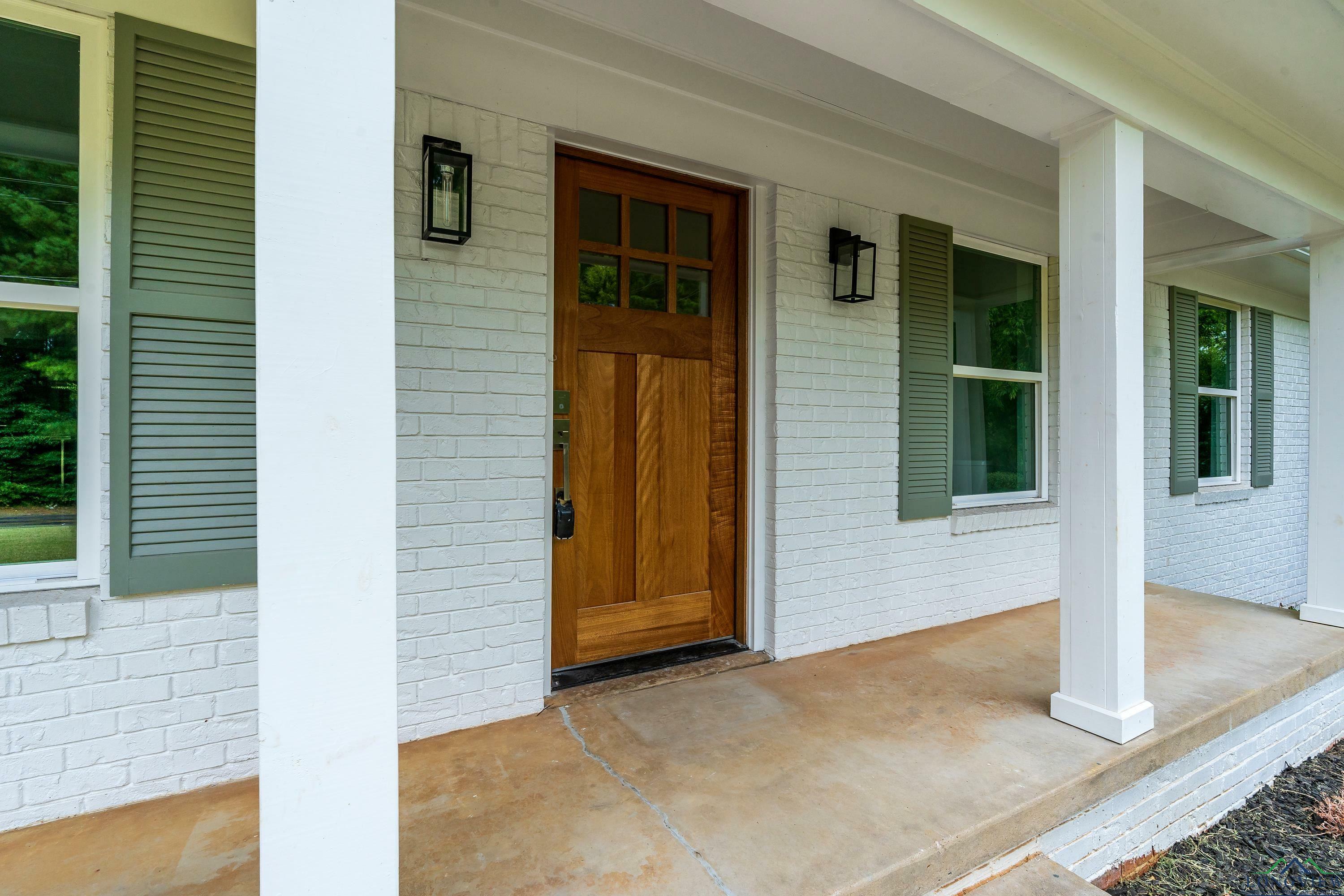 Property Photo:  2806 Tryon Rd  TX 75605 