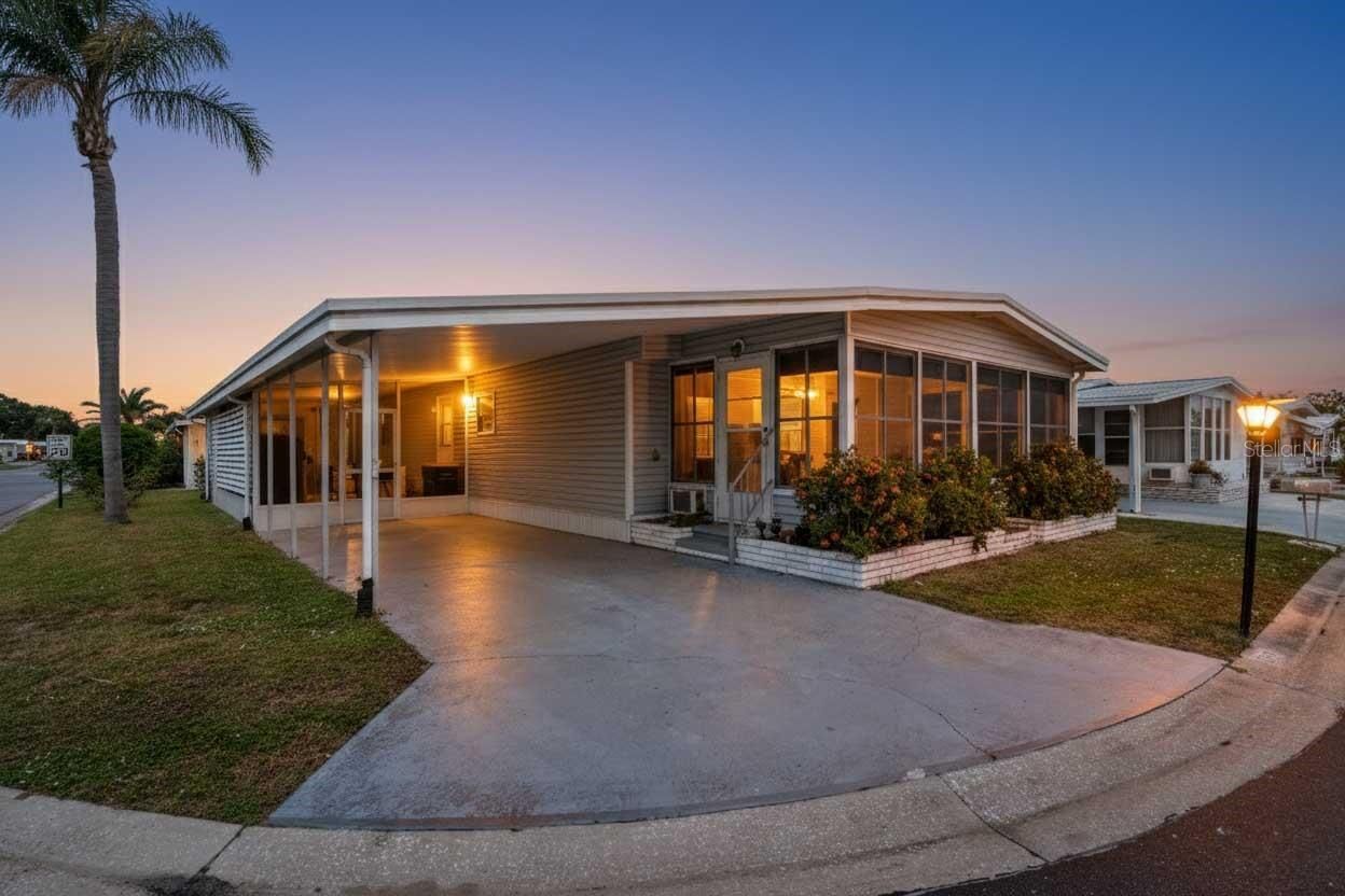 Property Photo: 3213 Sumac Terrace FL 34237