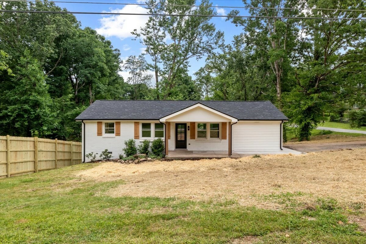 Property Photo:  1000 Copper Still Circle  TN 37082 