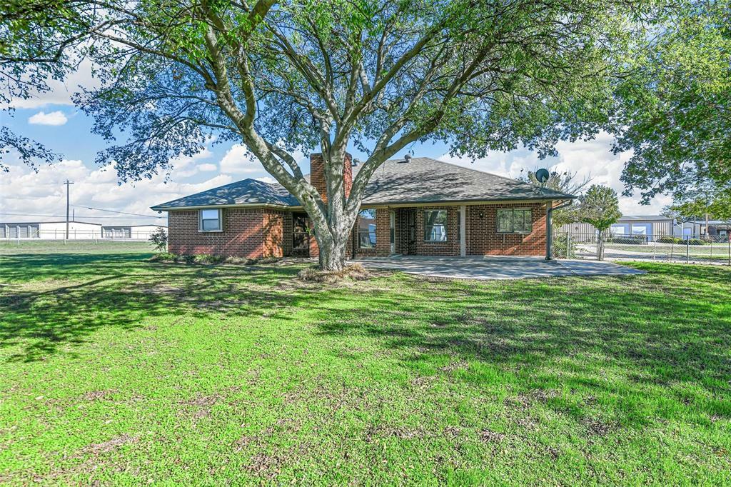 126 Mockingbird Lane  Decatur TX 76234 photo