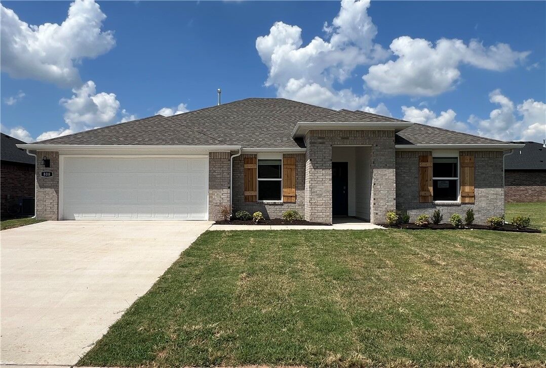 Property Photo: 808 Picard Avenue AR 72745
