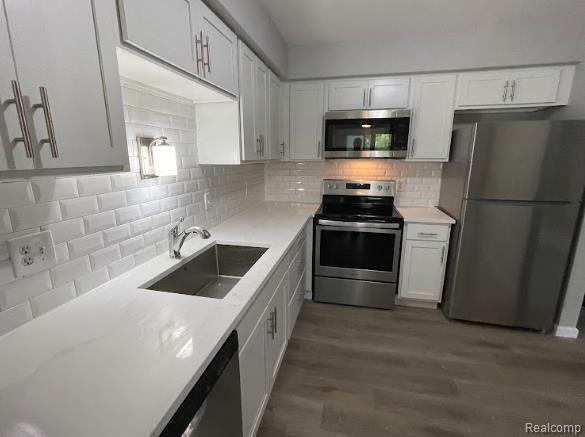 Property Photo: 32023 W 14 Mile Road 207 MI 48334