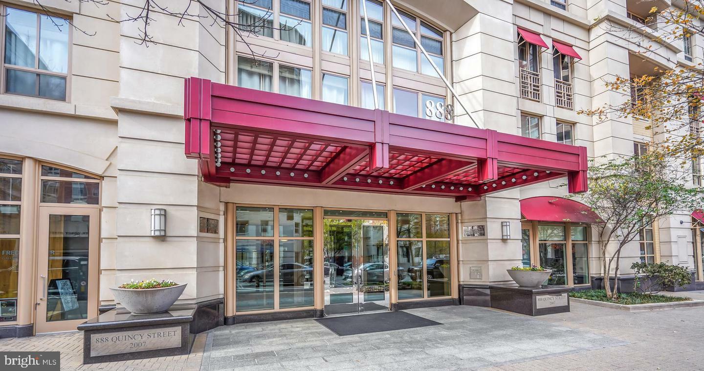 888 N Quincy Street 411  Arlington VA 22203 photo