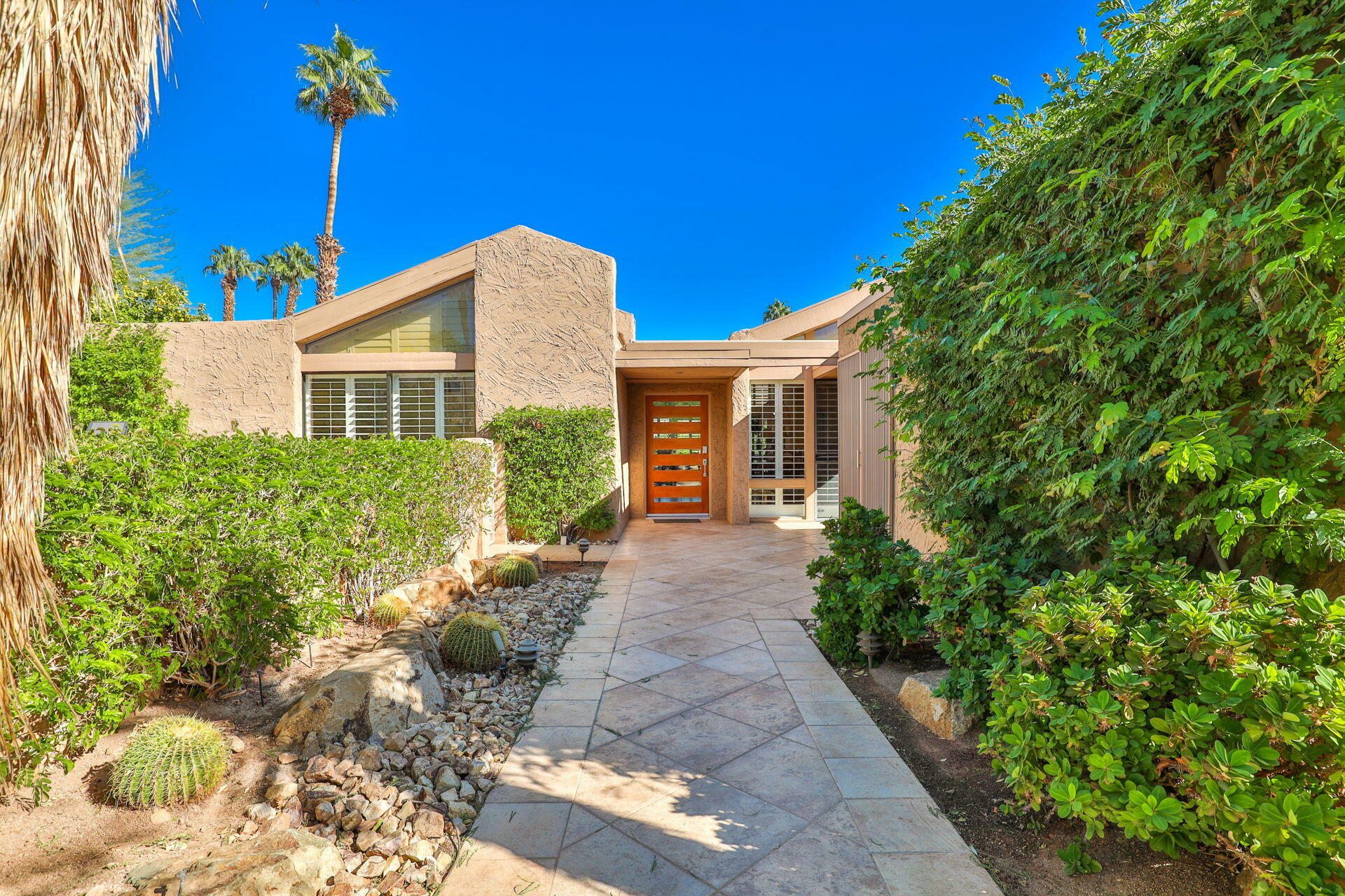 Property Photo:  73395 Oriole Court  CA 92260 