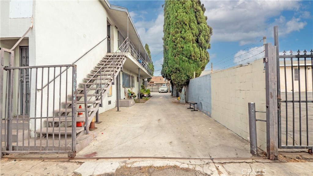 Property Photo:  5110 Compton Avenue  CA 90011 