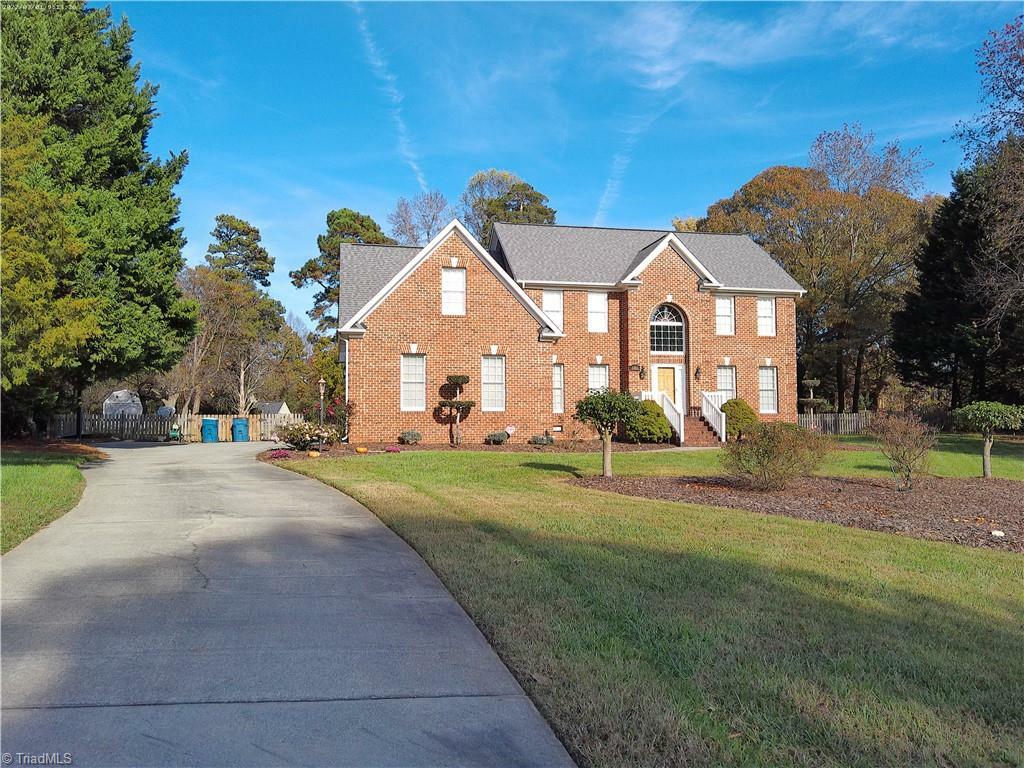 Property Photo:  4707 Laurel Oaks Drive  NC 27406 