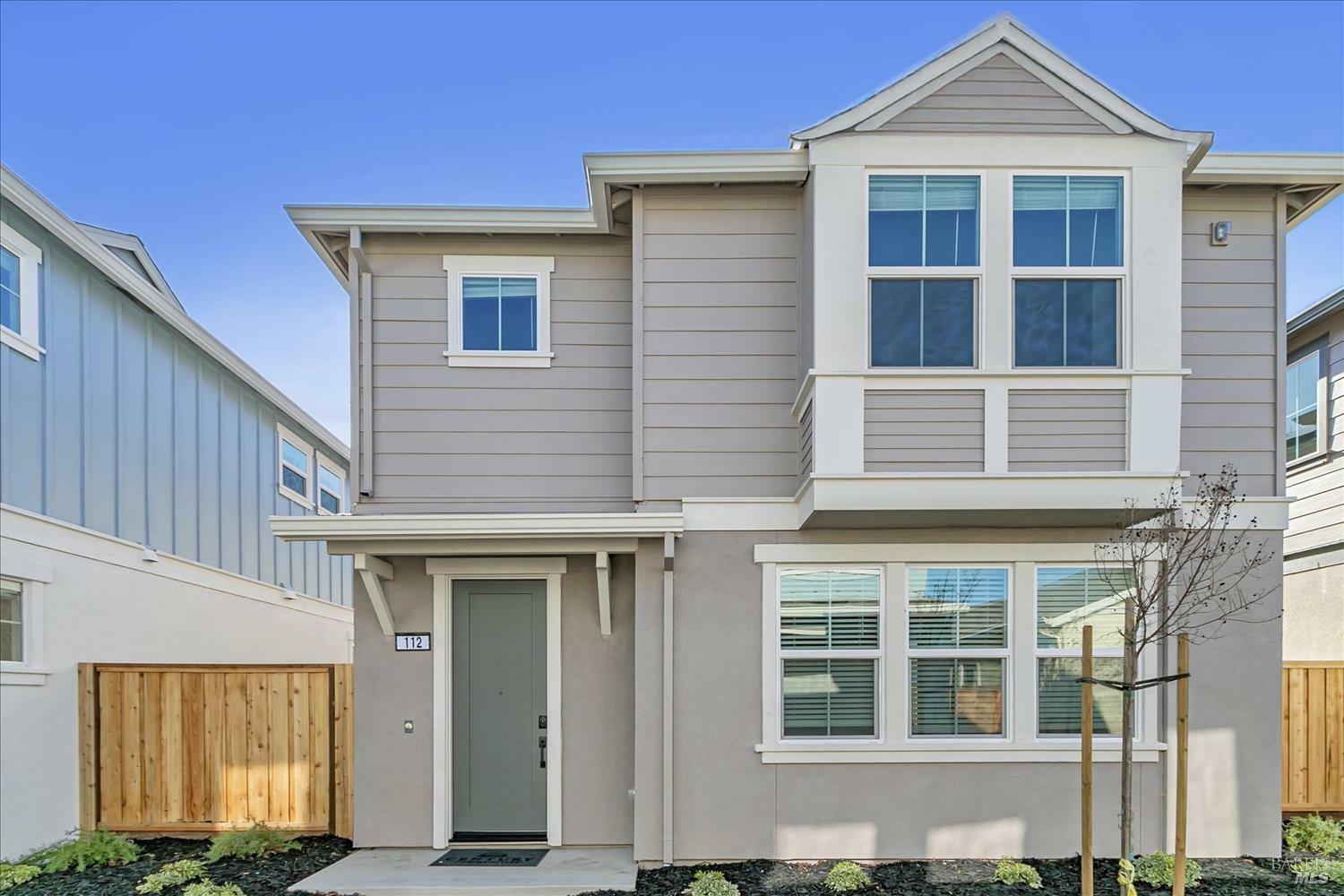 Property Photo:  112 Clownfish Street  CA 94585 