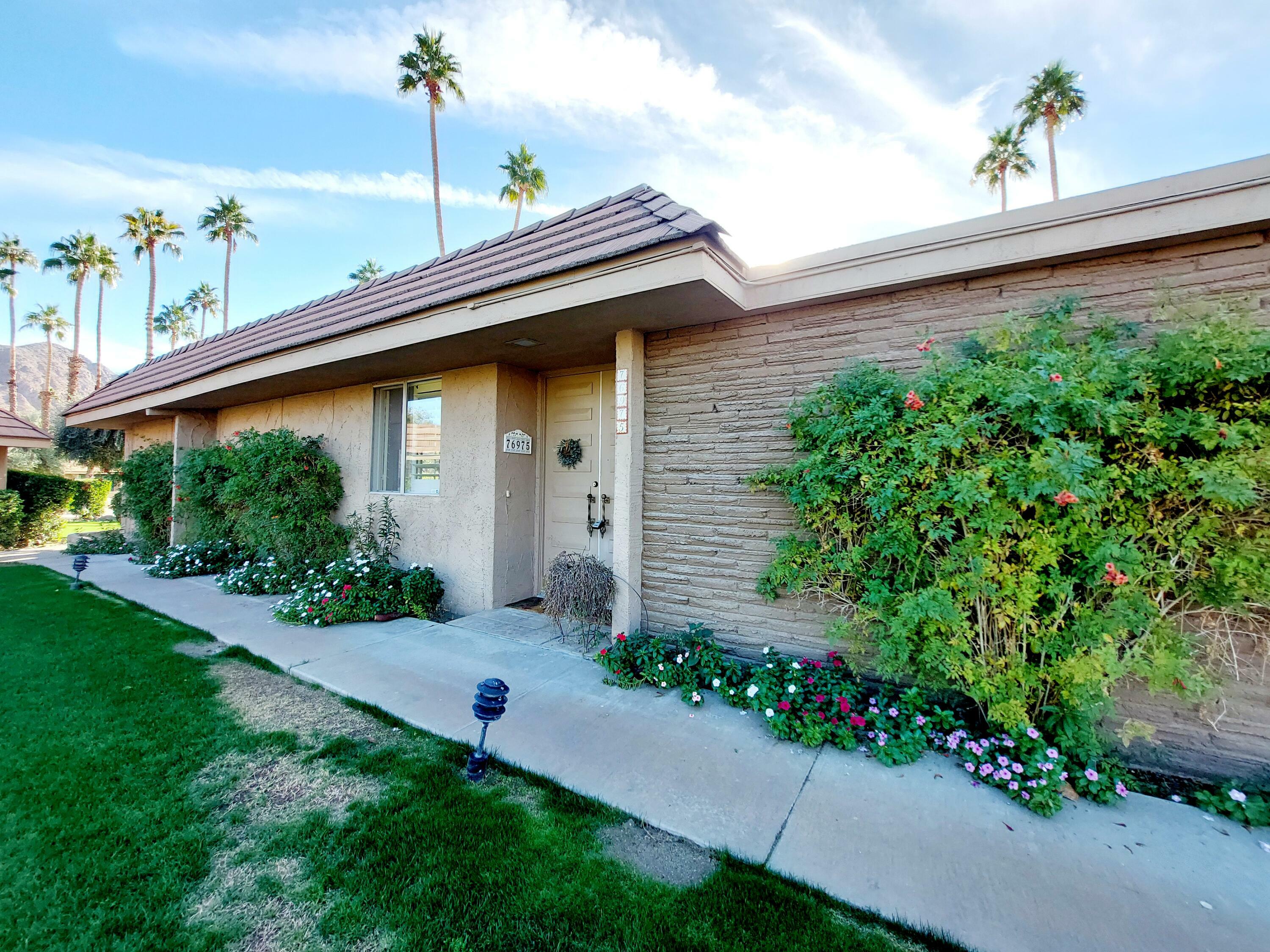 Property Photo:  76975 Roadrunner  CA 92210 