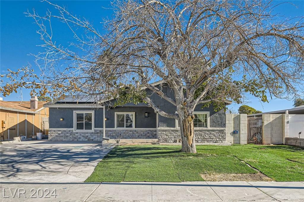 Property Photo:  2525 Monte Carlo Drive  NV 89108 