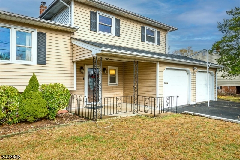 Property Photo:  67 Highland Ter  NJ 08863 