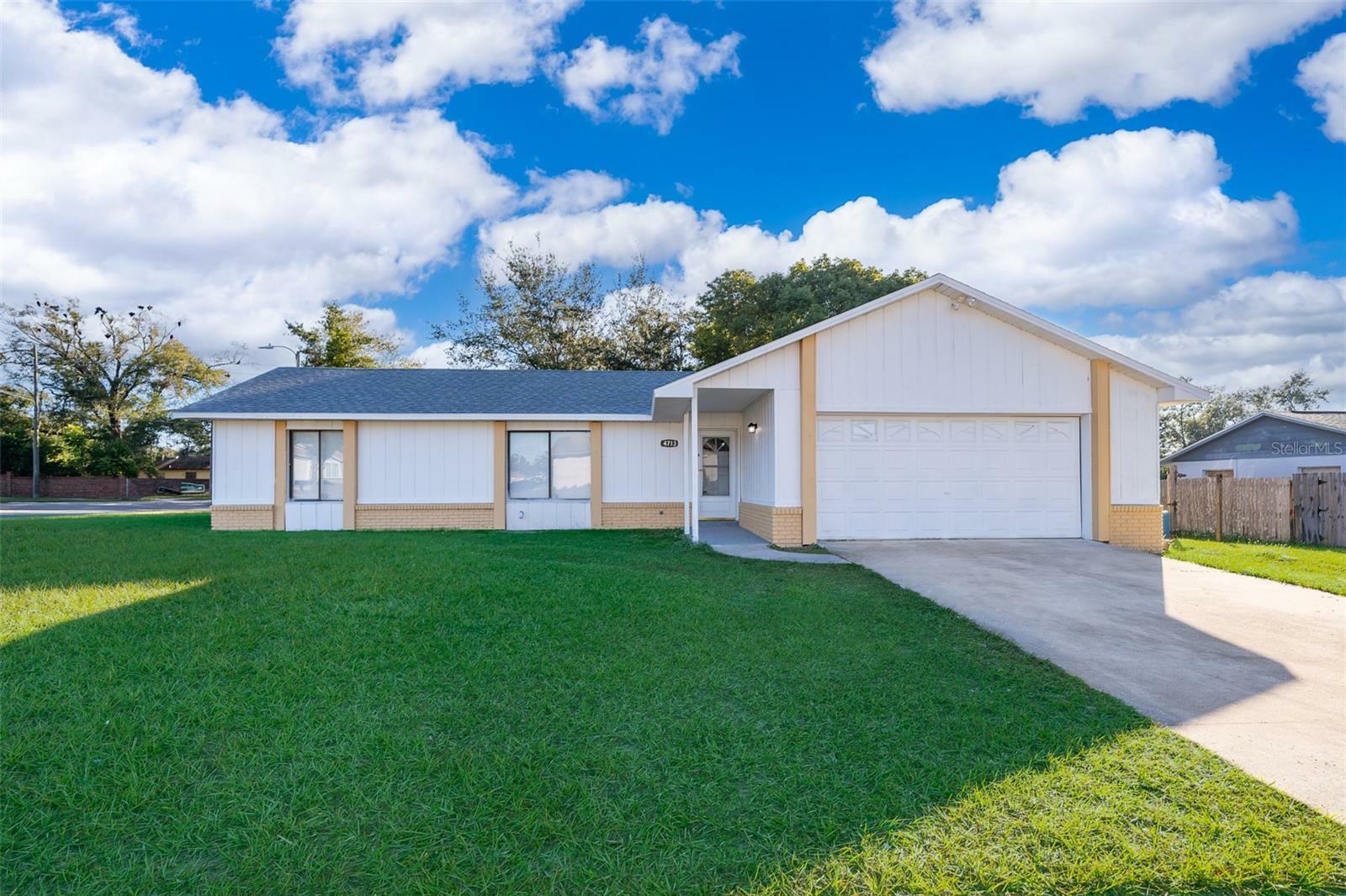 Property Photo:  4713 Wellesly Drive  FL 32818 