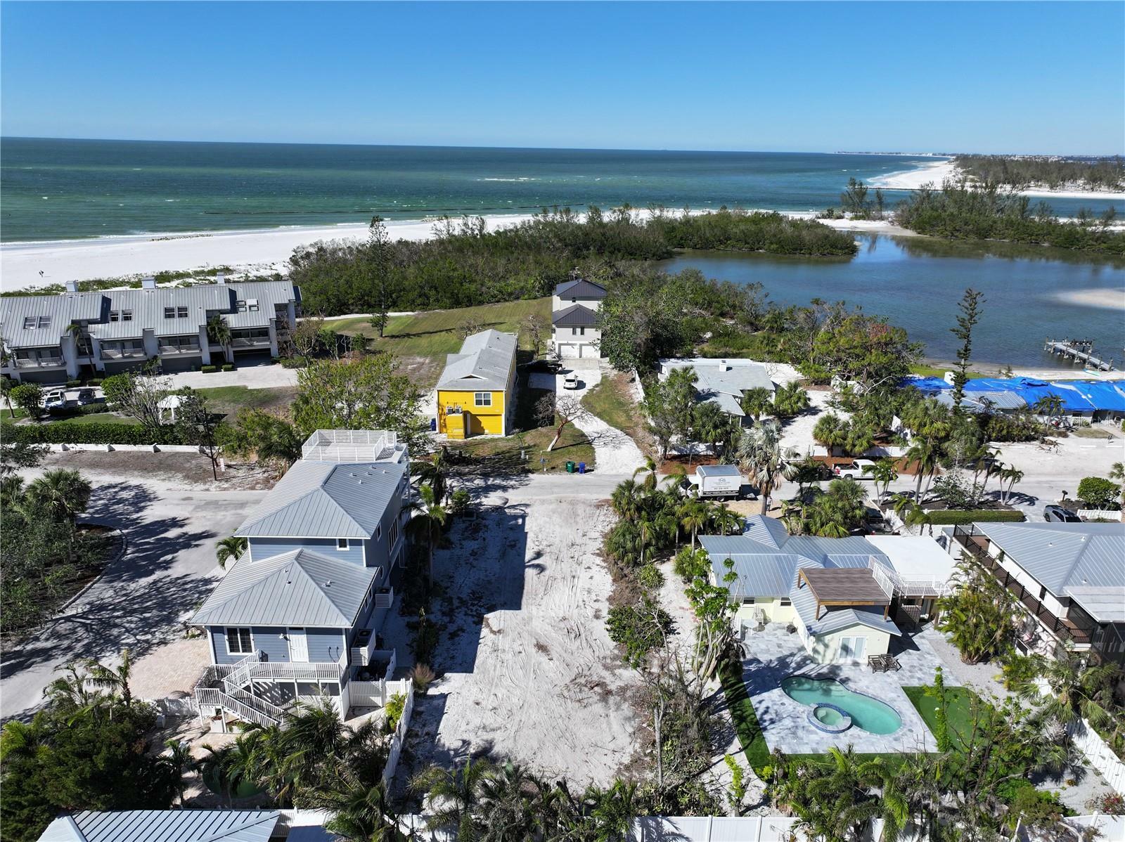 Property Photo:  321 North Shore Road  FL 34228 