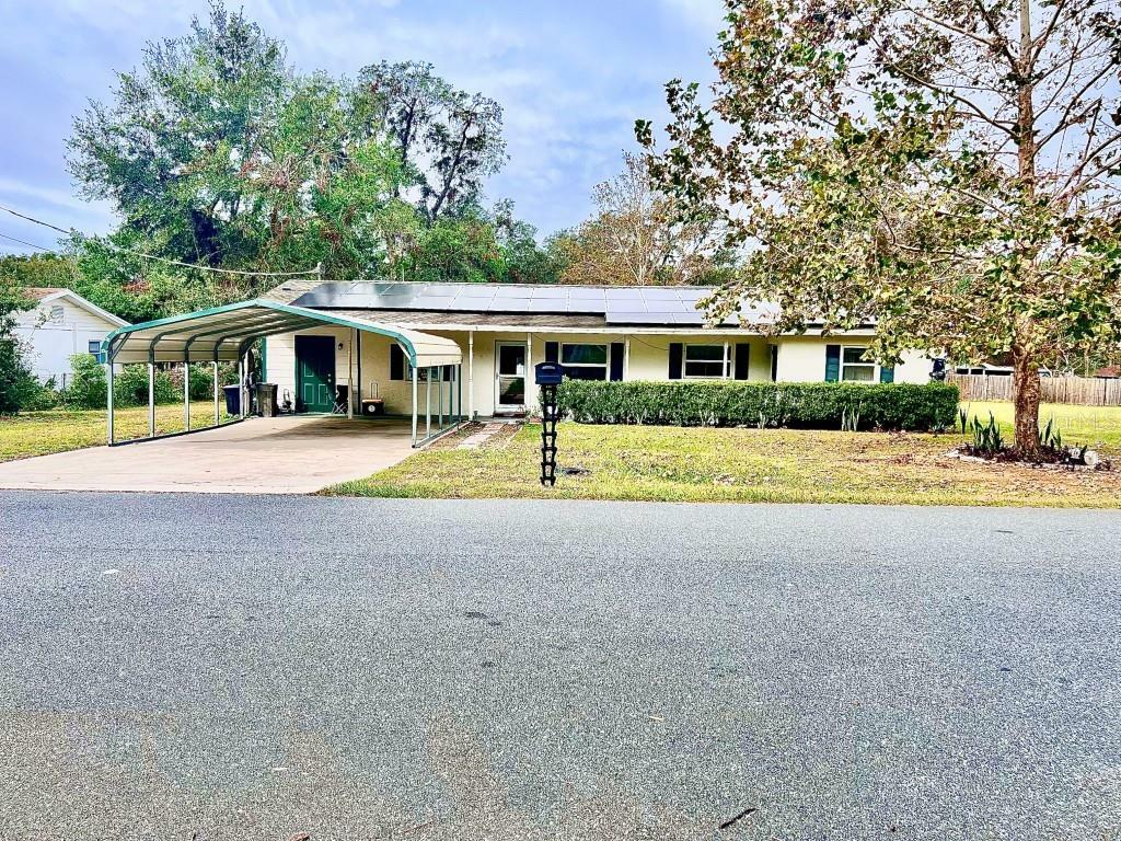 Property Photo:  11625 Meadowlane Drive  FL 33525 