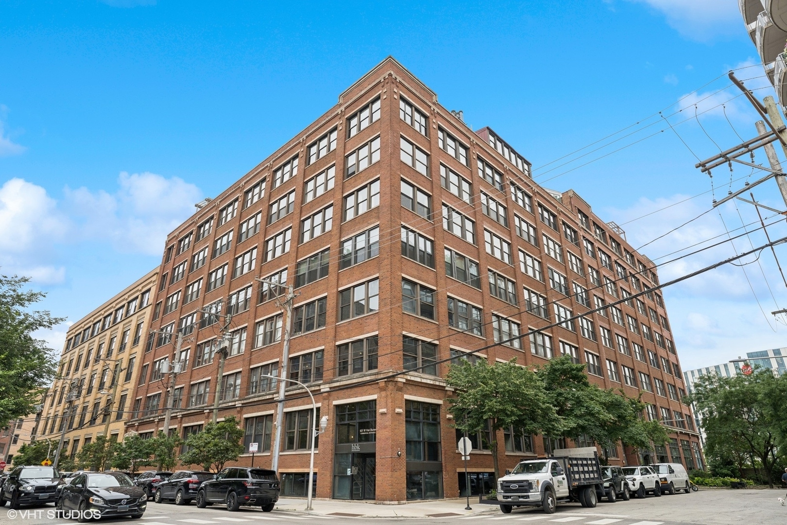 913 W Van Buren Street 4C  Chicago IL 60607 photo