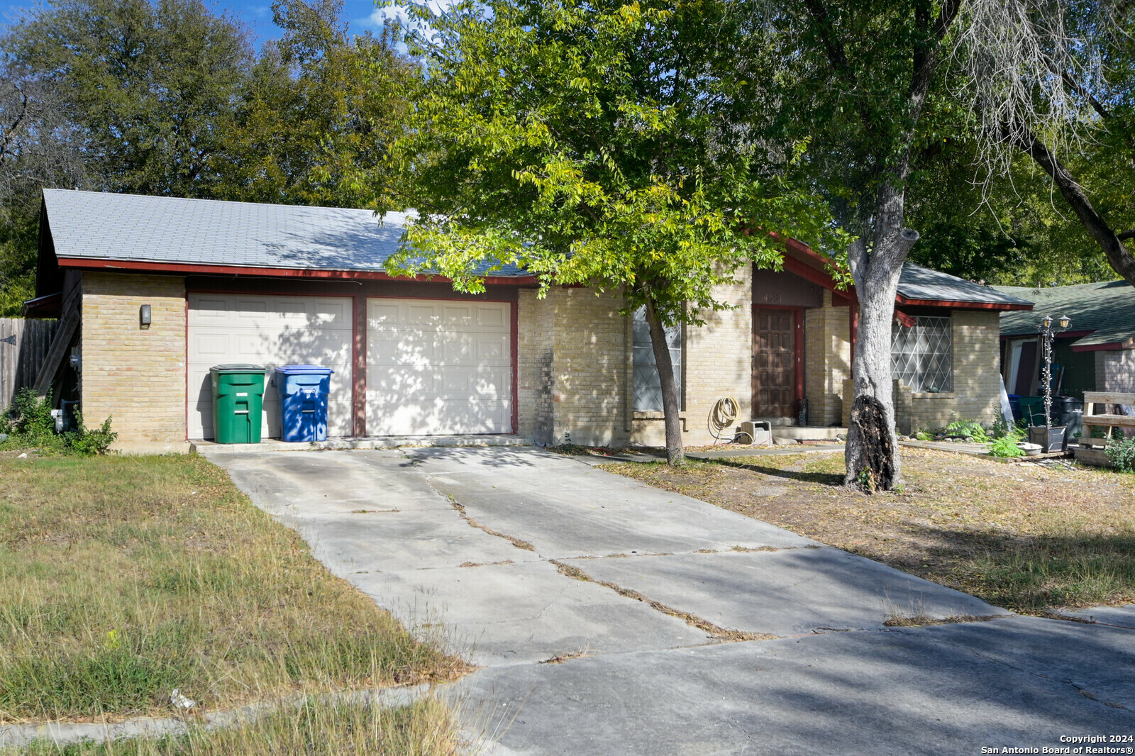 Property Photo:  4831 Sorrento  TX 78217 