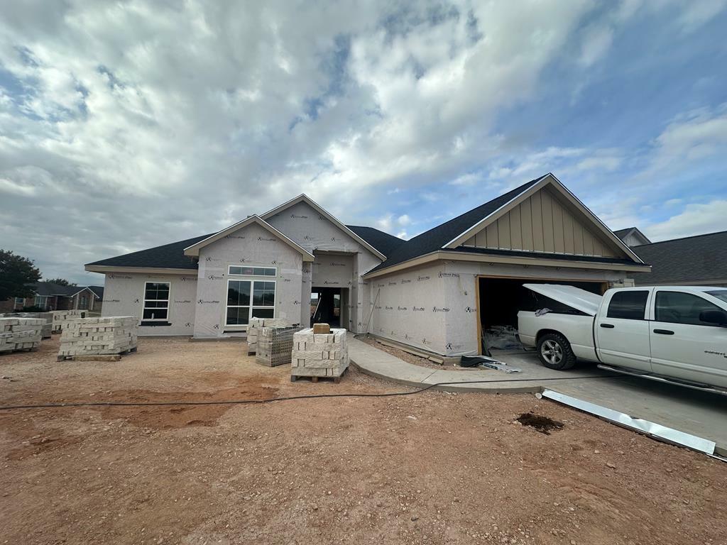 Property Photo:  3725 Silver Spur Dr  TX 76904 