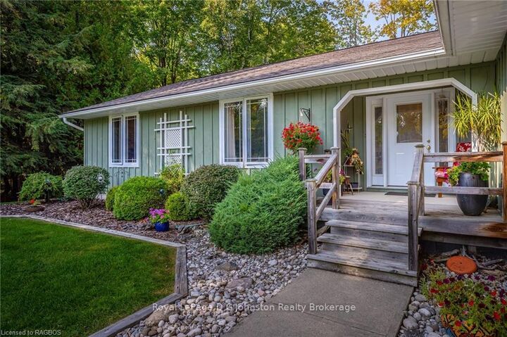 Property Photo: 27 Gremik Crescent ON N0G 2N0