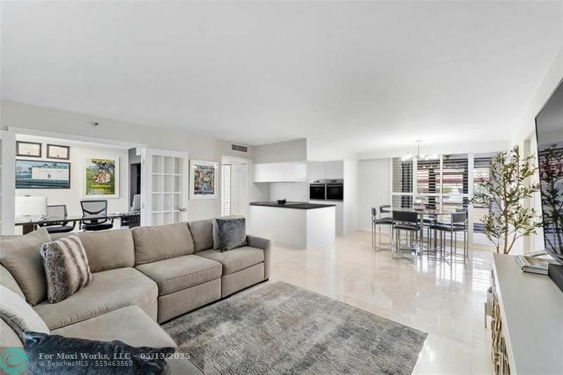 Property Photo: 7225 Promenade Dr 102 FL 33433