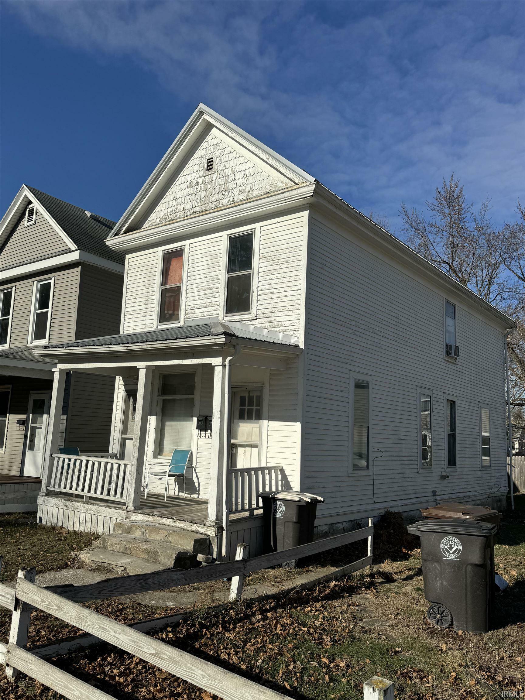 Property Photo: 810 W Dewald Street IN 46802