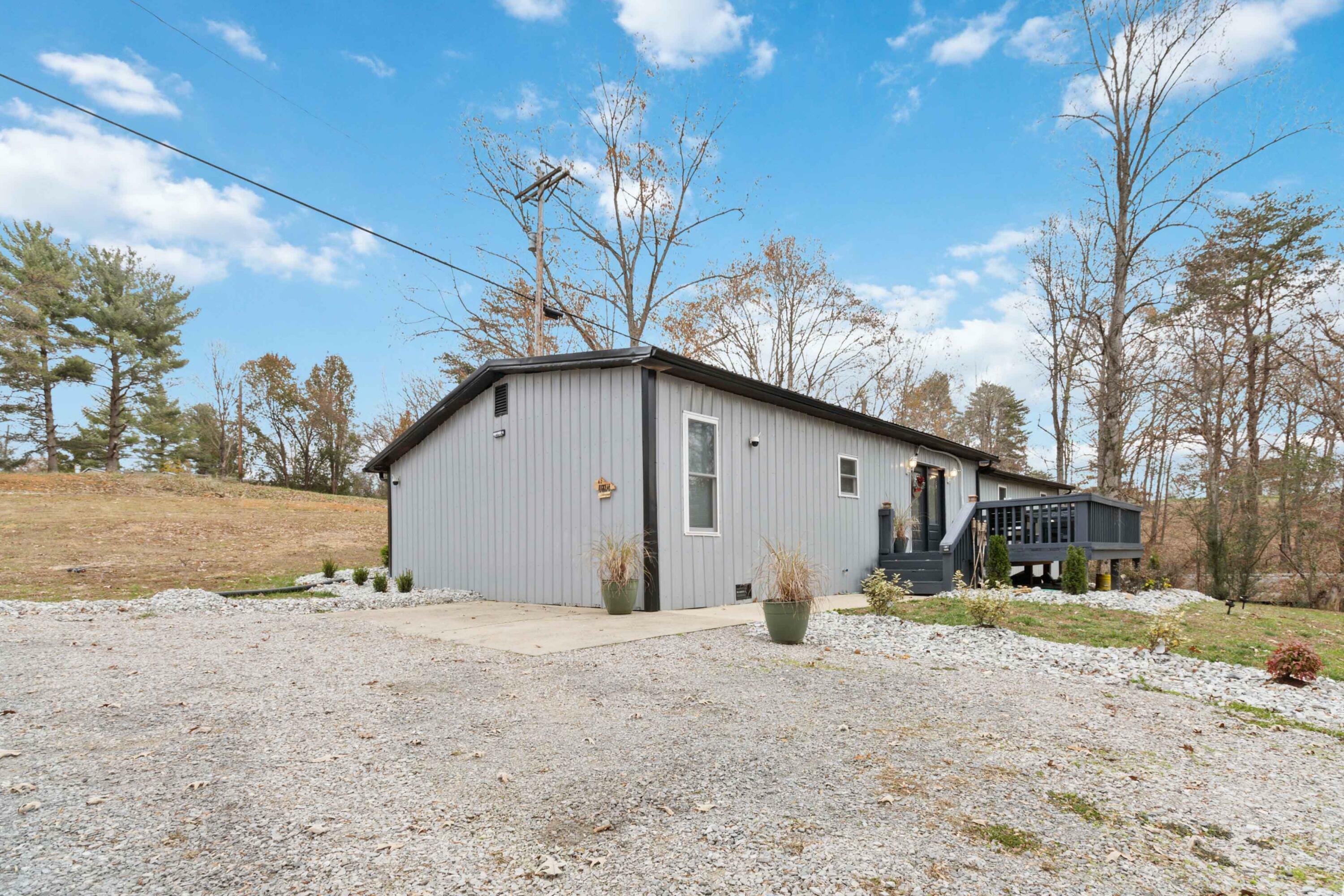 Property Photo:  47 Hicks Lane  KY 42544 