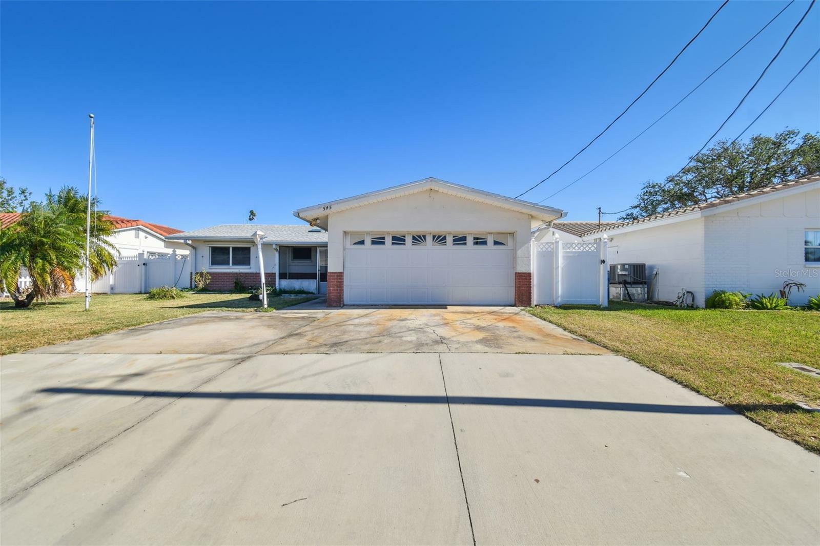 Property Photo:  545 Lillian Drive  FL 33708 