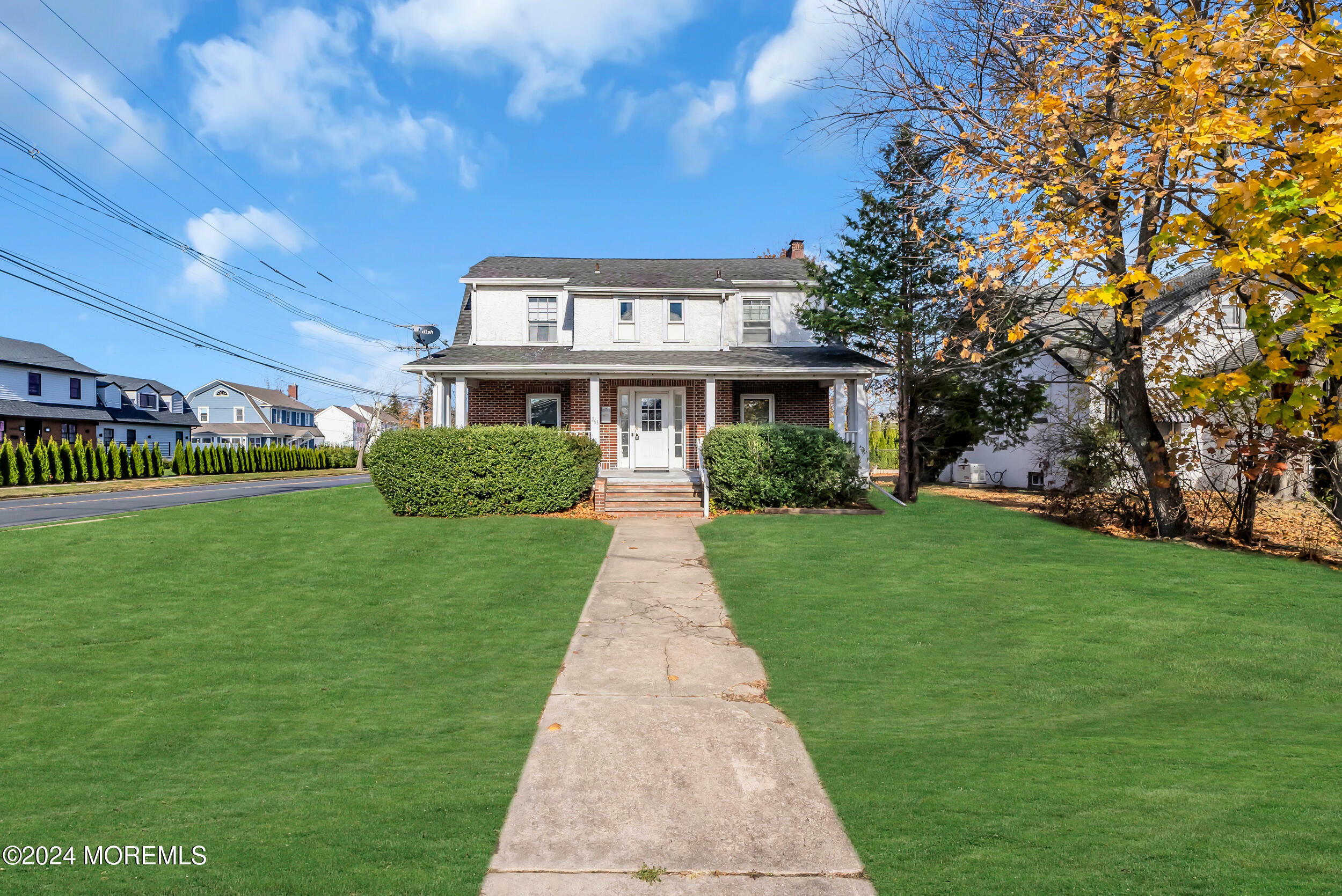 Property Photo:  263 S Lincoln Avenue  NJ 07740 