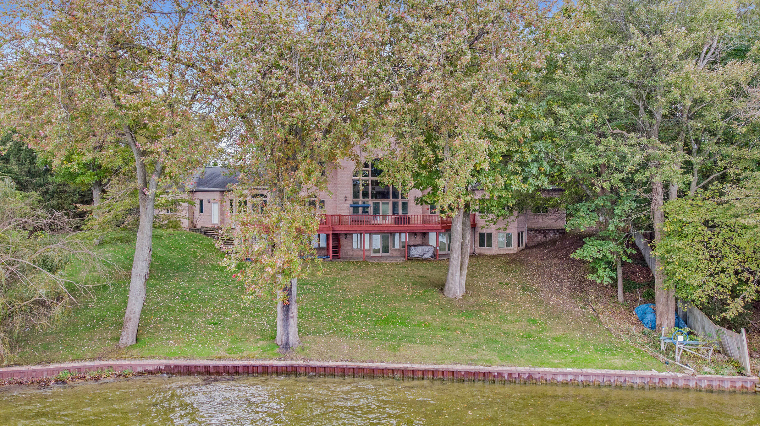 Property Photo:  6076 Browns Lake Road  MI 49203 