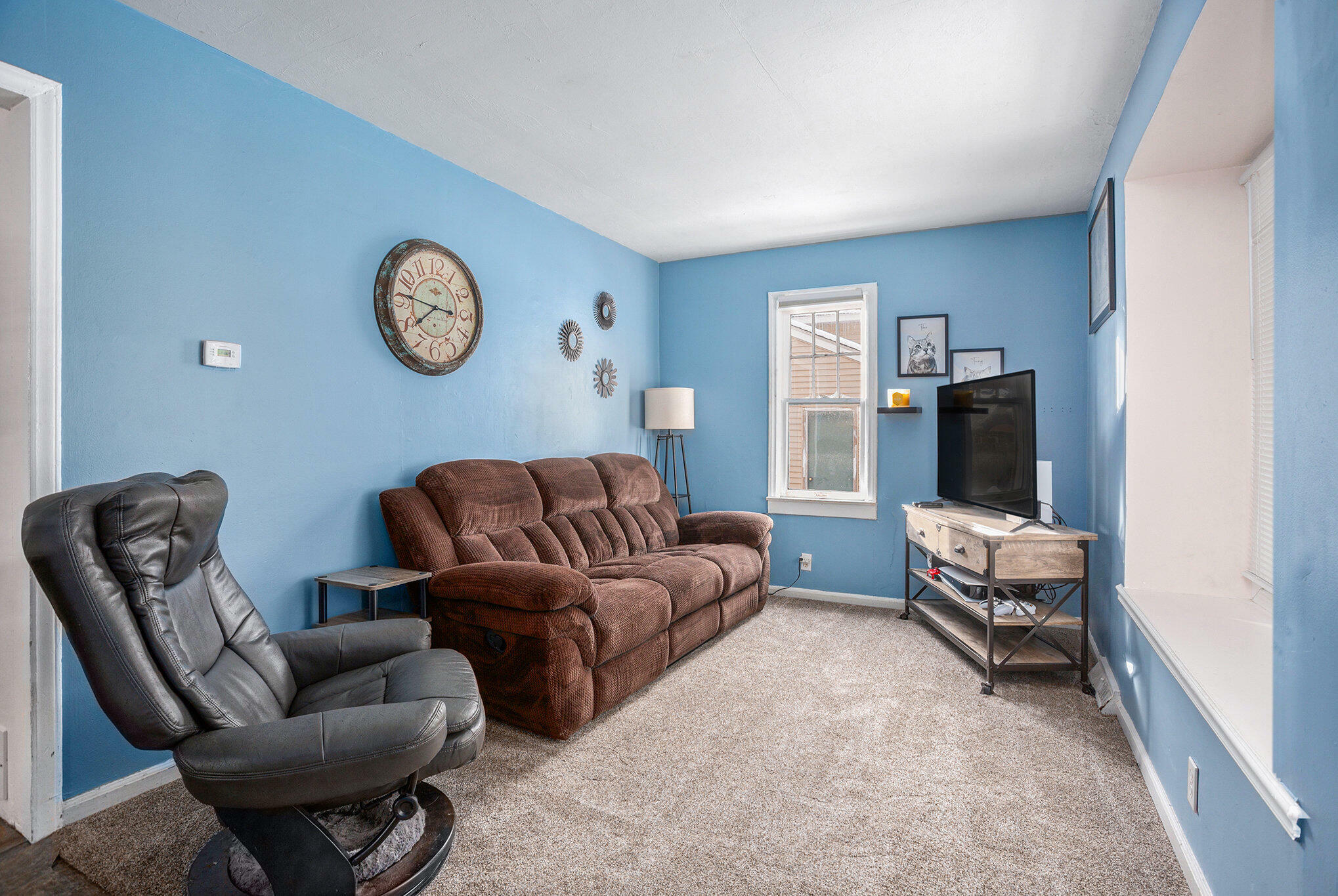 Property Photo:  320 Majestic Street SE  MI 49548 