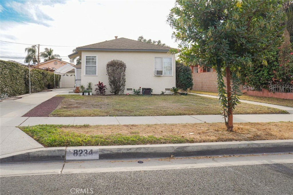 Property Photo:  8232 Devenir Avenue  CA 90242 