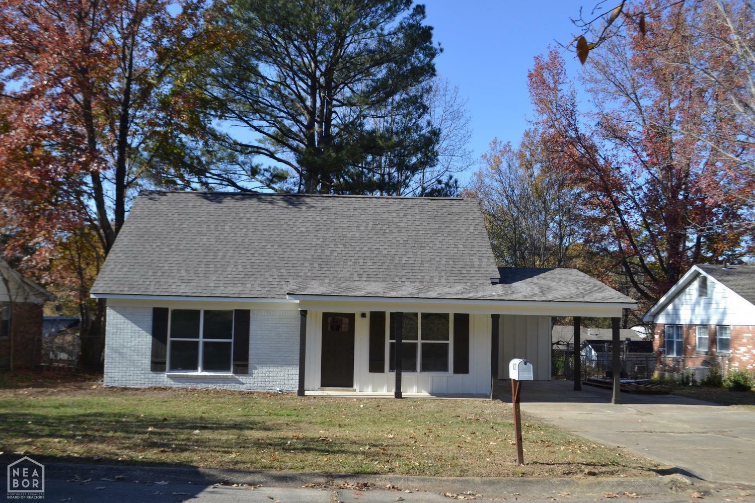 Property Photo:  1821 Crestview  AR 72401 