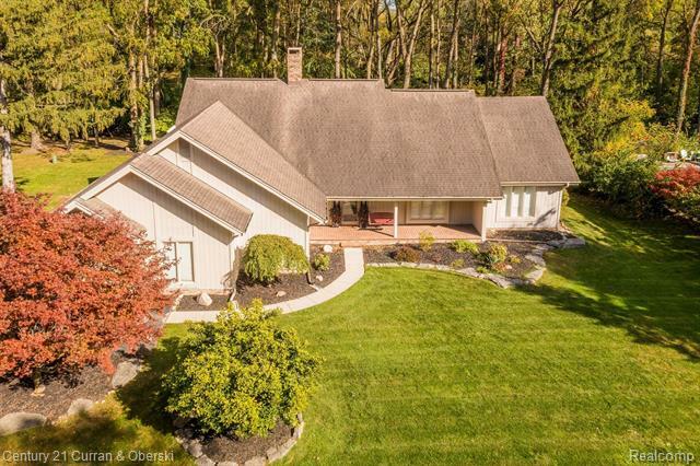 Property Photo:  9030 Northampton Drive  MI 48170 