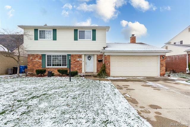 Property Photo:  1551 N Evangeline Street  MI 48127 