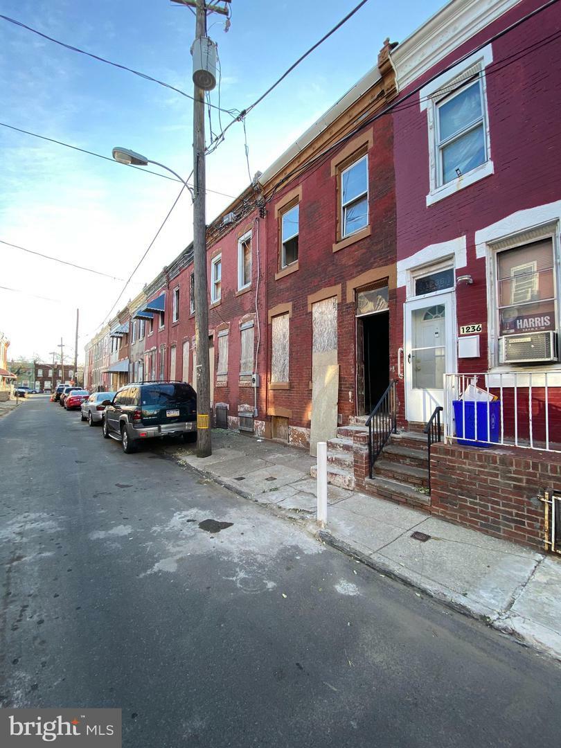 Property Photo:  1234 W Tucker Street  PA 19133 